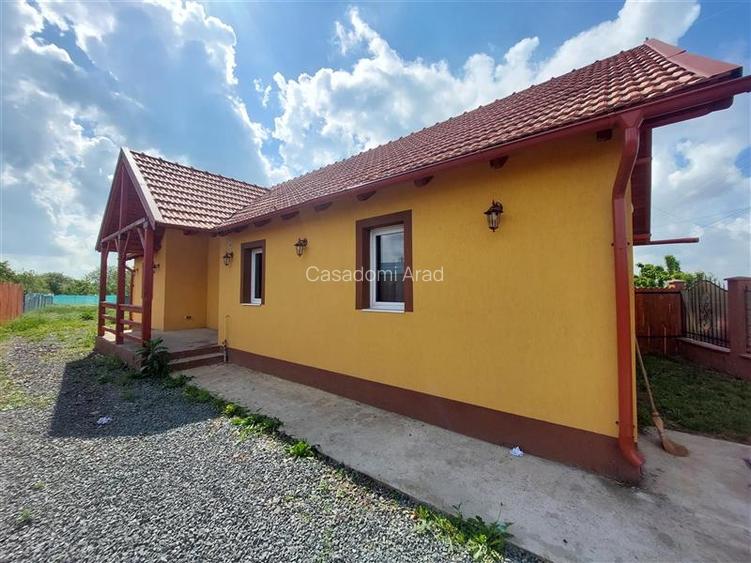 Casa noua in Vinga - 2
