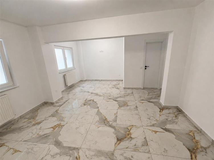 Apartament nou cu 4 camere si 2 bai pe Bulevardul Mihai Viteazu