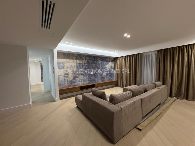 Cortina126 - exclusivist - parcare - 2