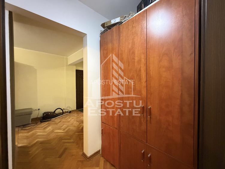 Apartament 3 camere, decomandat,etaj intermediar,zona Dambovita - 10