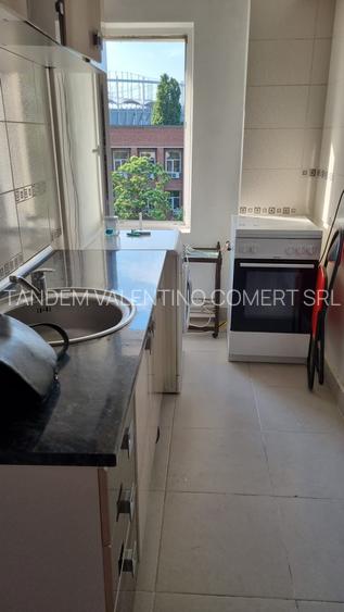 Piata Muncii , Bd Basarabia - 6