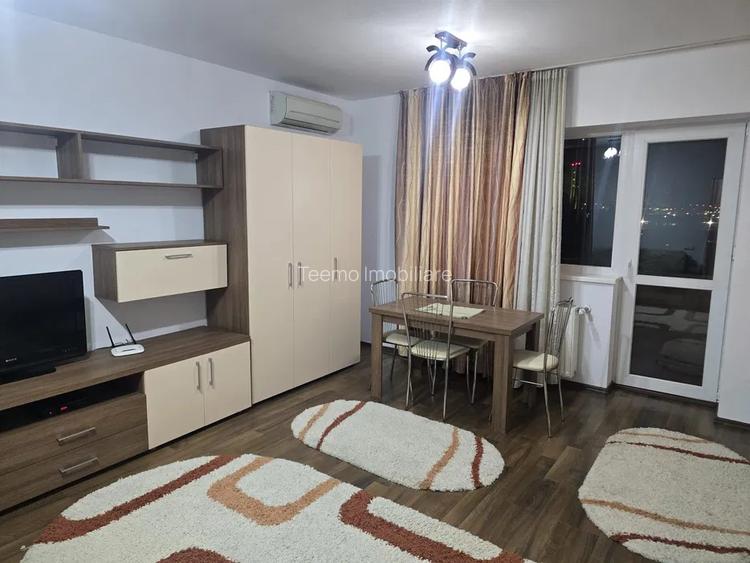 Garsoniera, 35 mp, aer conditionat, balcon, paza, complex Quadra 2 - 3