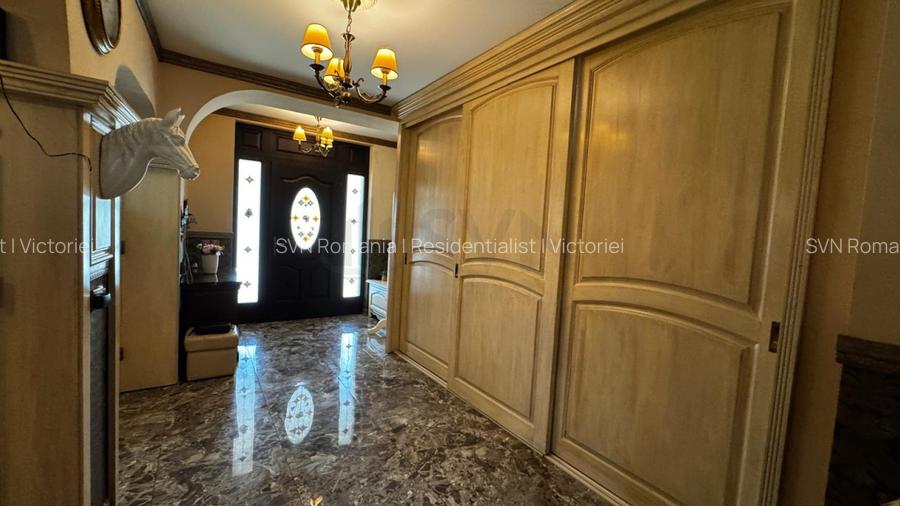 REV2004873 Vila Iesire la lac Ponton privat Piscina Balotesti - 13