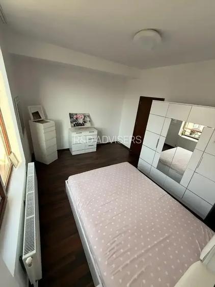 Închiriez apartament spațios în bloc nou + loc de parcare inclus - 4