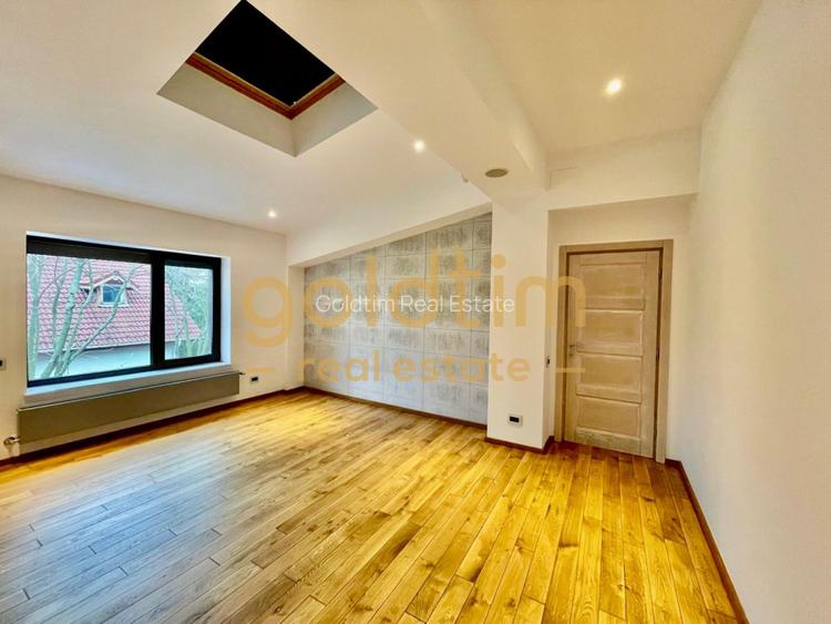 CASA INDIVIDUALA/SUPERBA/PIPERA/EROU IANCU NICOLAE/PISCINA/CURTE GENEROASA - 37