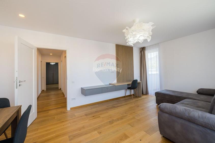Apartament 3 camere de închiriat Urban Plaza Brașov, vedere Tâmpa - 6
