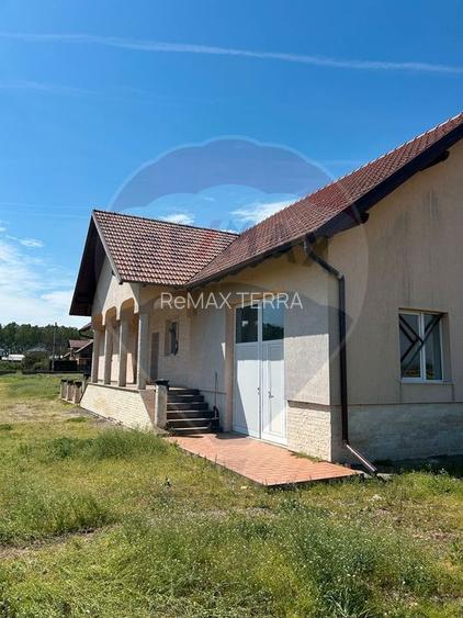 Casă cu 5 camere de vânzare - 7