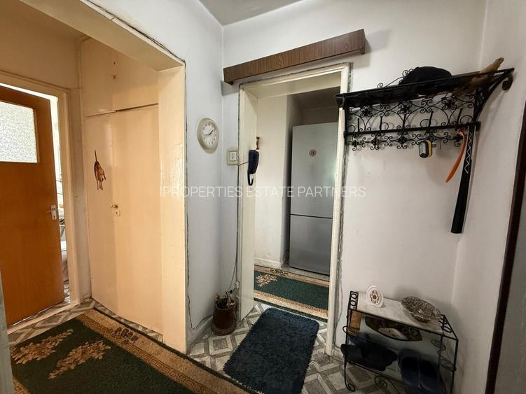 2 Camere Metrou 1 Decembrie 1918 - 9