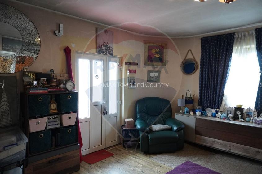 Casă cu 6 camere la Crăciunesti - 10