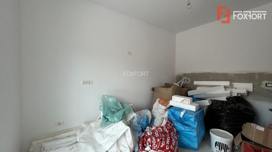 Duplex 5 camere spatios, cu 3 locuri de parcare - Dumbravita - 17