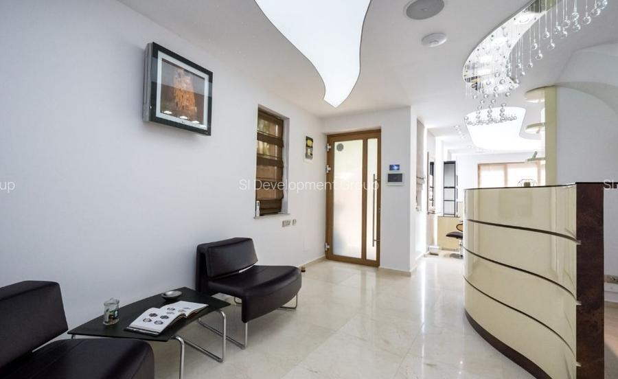 Vila Superba - 8 Parcari - Curte 250 MP - Mobilata LUX - Ocazie rara - 5