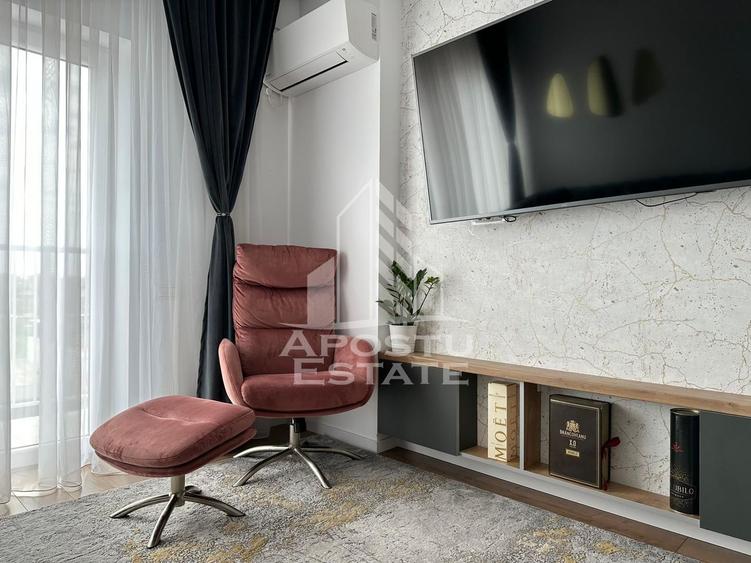 Apartament cu 2 camere, decomandat, loc subteran, zona Soarelui