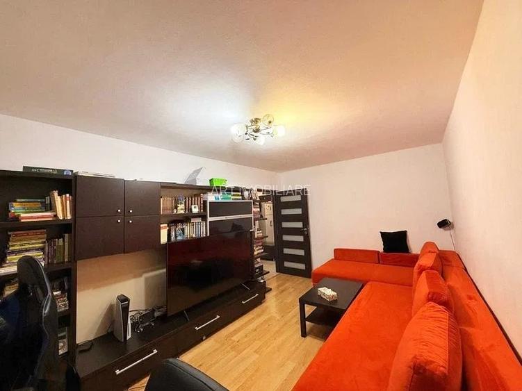 Apartament 3 Camere Dristor cu Centrala Proprie si Parcare - 2