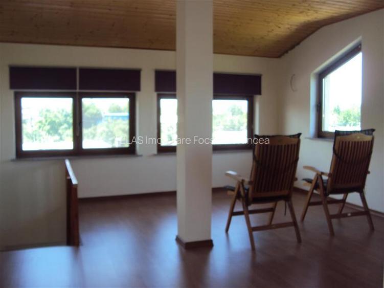 Vila Focsani, S+P+M, mobilata si utilata, CT si anexa - 11