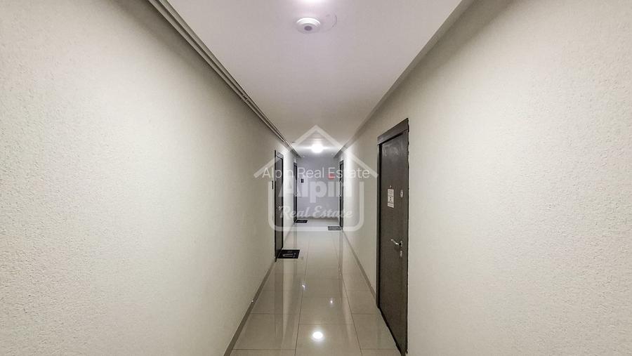 Suprafata Generoasa I Alphaville Arena - 14