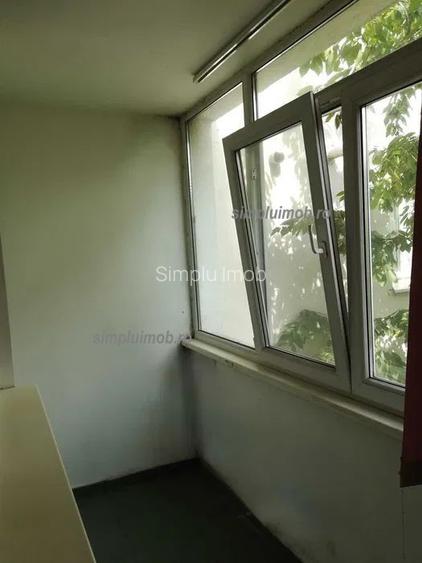 Decomandat 3 camere Ozana 1 Decembrie 1918 - 5