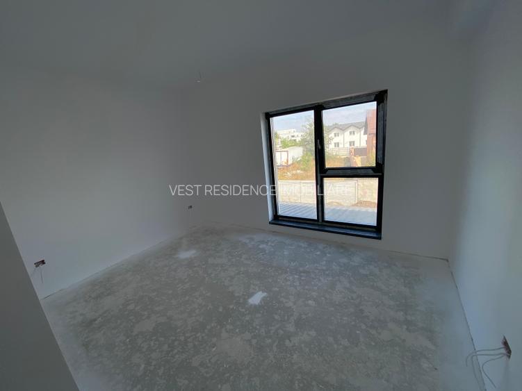 Case individuale cu 4 camere si mansarda. Teren 400 mp. Comision 0 - 18