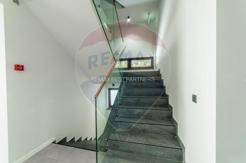 Vanzare 2 Cabane Lux Muntele Baisorii,  Afacere la cheie, Prosumator - 33