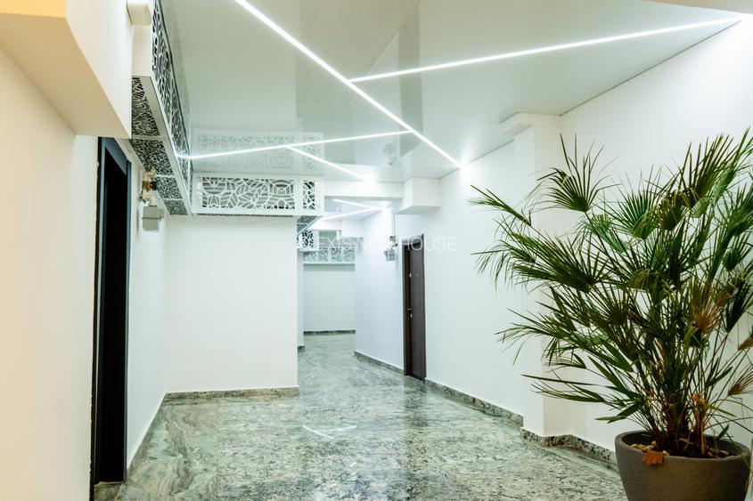 Rafinament la înălțime – Apartament Premium cu Piscină, (Parcare inclusa)(AXV28) - 19