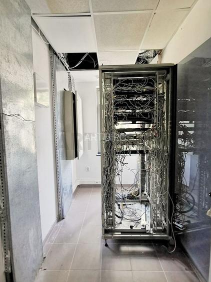 Zero comision, 260-682mp birou mobilat, move-in ready, Romana, 6' metrou - 11