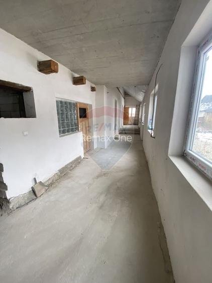 Casă de vânzare în Chirpar / ideală pentru investiție/pensiune - 4