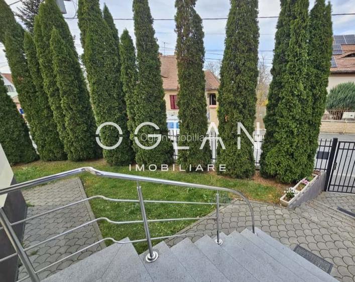 Spatiu comercial la 2 pasi de Sub Arini, COMISION 0% - 15