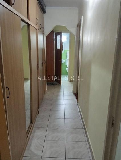 2 camere Titan - Postavarului - 7