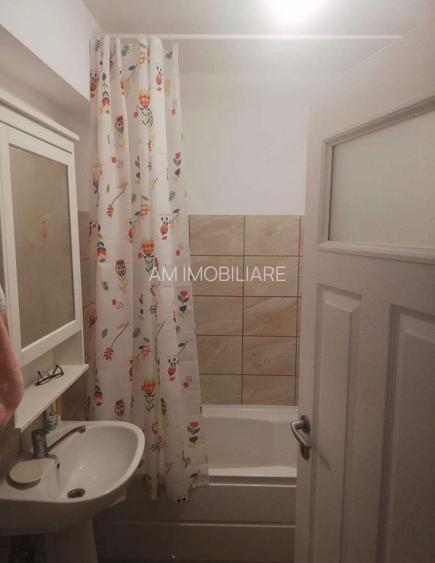 GARS. METROPOLITAN POLICOLOR, BUCATARIE INCHISA,CENTRALA, METROU 5 MIN - 5