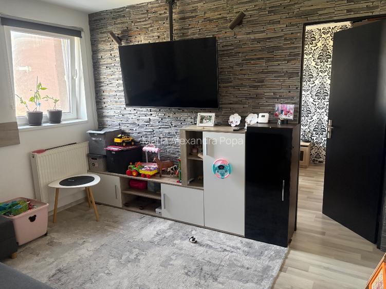 Se vinde ! Apartament cu 2 camere - 10
