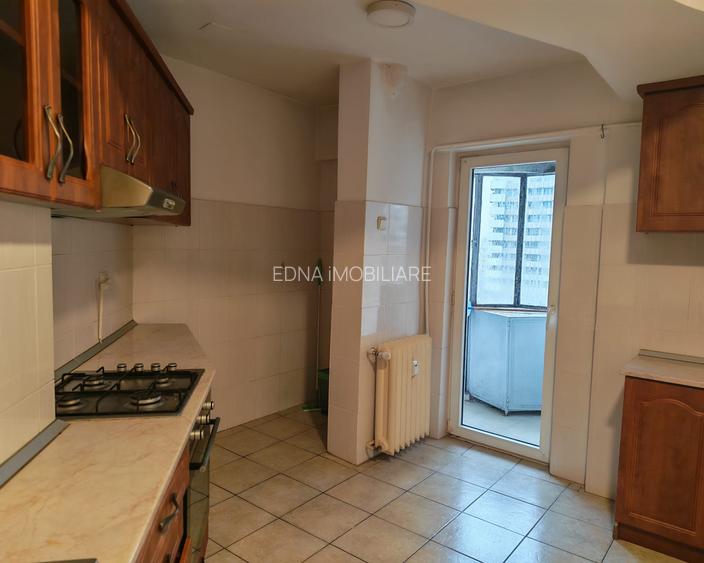 Universitate bloc nou 5 camere cu vedere superba - 9