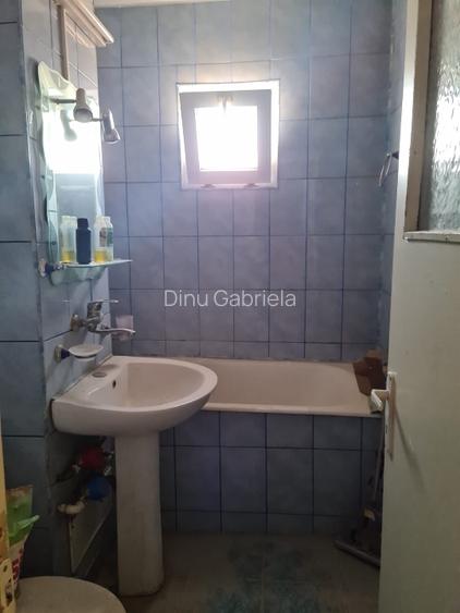 Vând apartament două camere  - 5