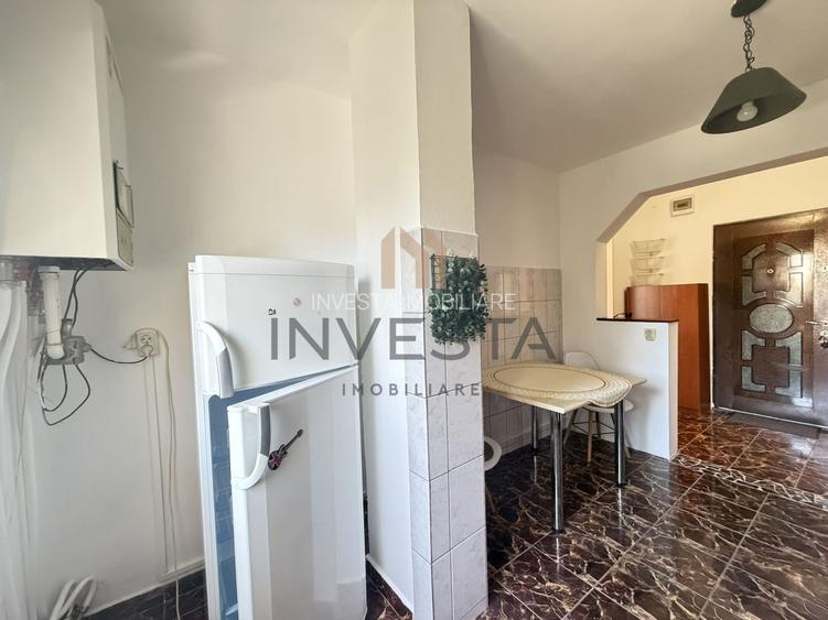 Apartament cu 2 camere ,  decomandat,  Etaj intermediar,  Zorilor - 6