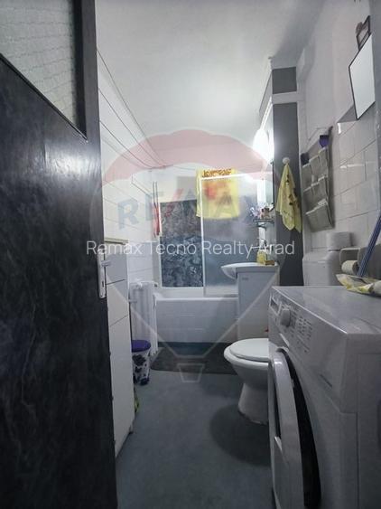 Vanzare ap 3 cam etaj 1 decomandat Miorita sau schimb cu 2 cam si dif - 22