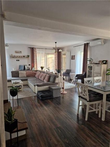 Duplex mobilat superb - zona excelenta - 4 camere - 3