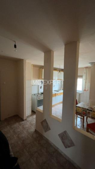 Apartament cu 3 camere de vanzare in Blaj - 2