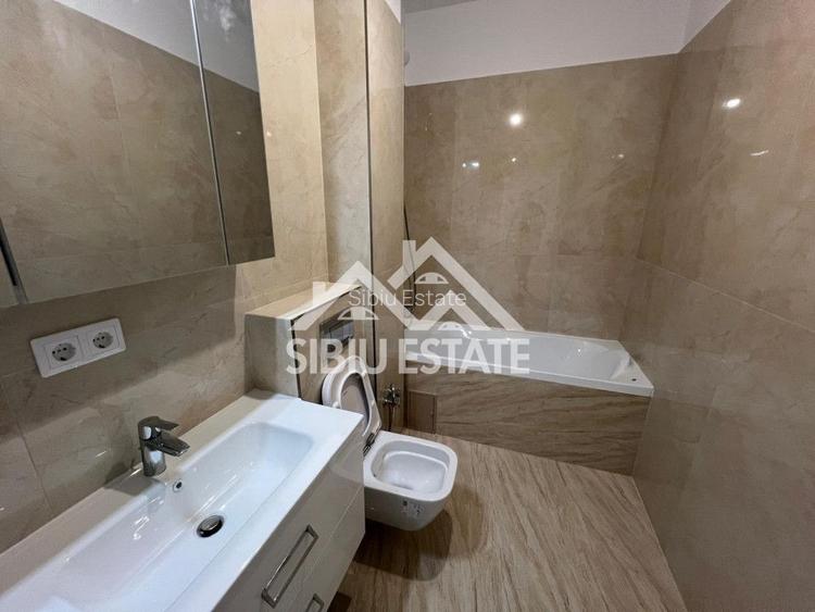 Super apartament 3 camere, 2 bai, terasa si balcon parcare si boxa - 13