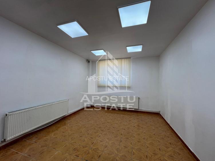 Hala în suprafață de 580 mp în Zona SAGULUI - 7