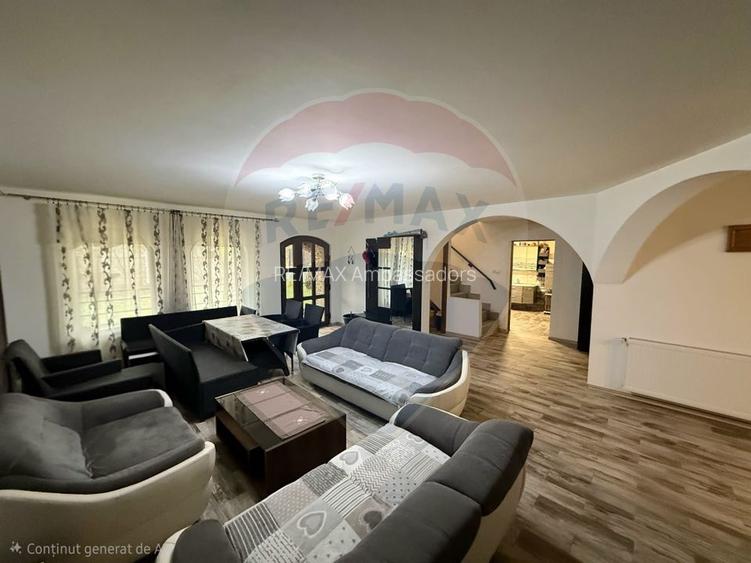 Casă / Vilă cu 5 camere de vânzare - 6