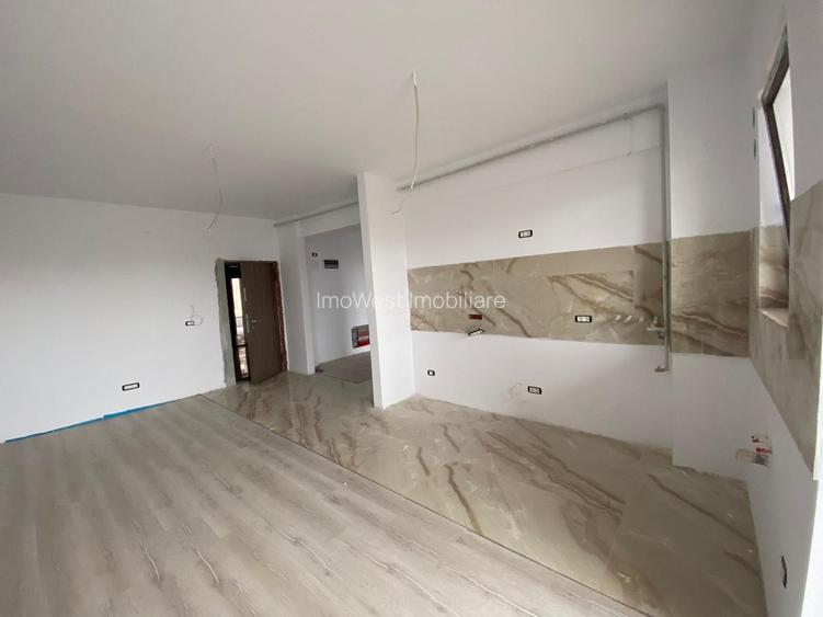 Giroc-ESO | 3 Camere | Curte proprie | Bloc cu Lift - 2