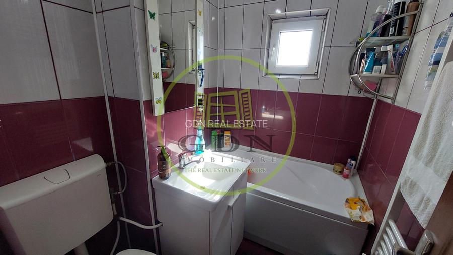 Apartament trei camere semidecomandat, etajul 5, Craiovita zona Niella - 6