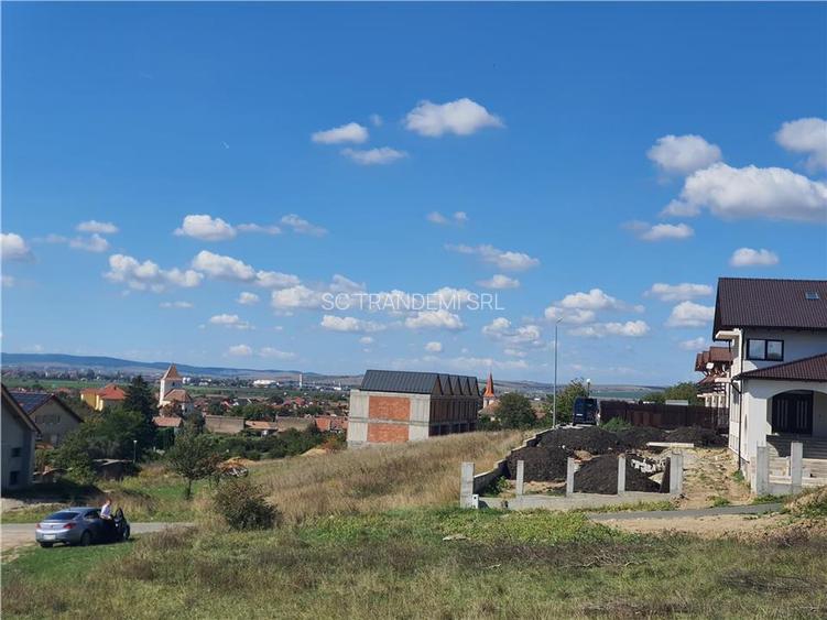 Parcela de teren 1840 mp cu front dublu - str.Viilor  -Gusterita - 11