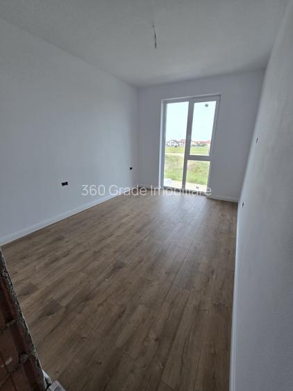 Duplex deosebit – 120 mp util | Terasă 35 mp | Curte 300 mp | Comision 0% - 9