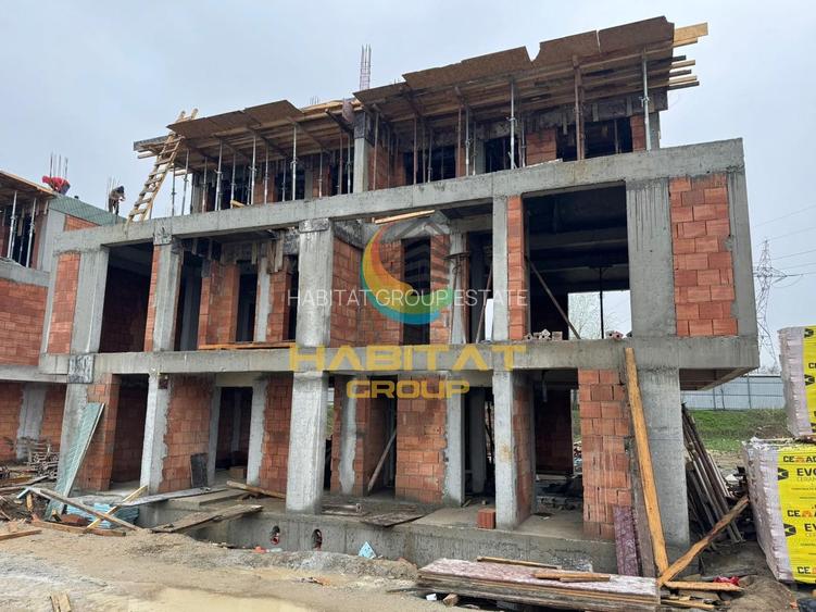 Vila 4 camere / terasa 23.7mp / Splaiul Unirii / Comision 0% - 6