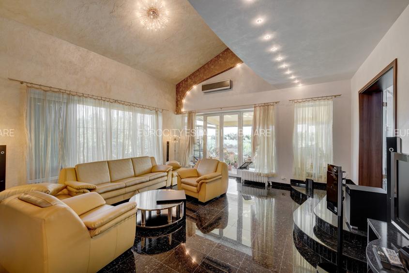 Corbeanca-Laguna Albastra, refugiu exclusivist la lac, vila cu piscina - 2