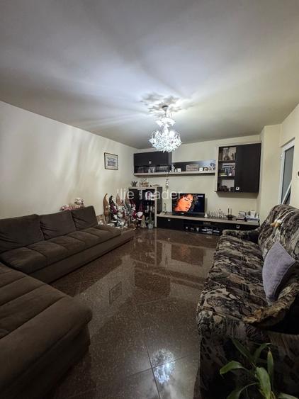 Apartament decomandat 4 camere - 2