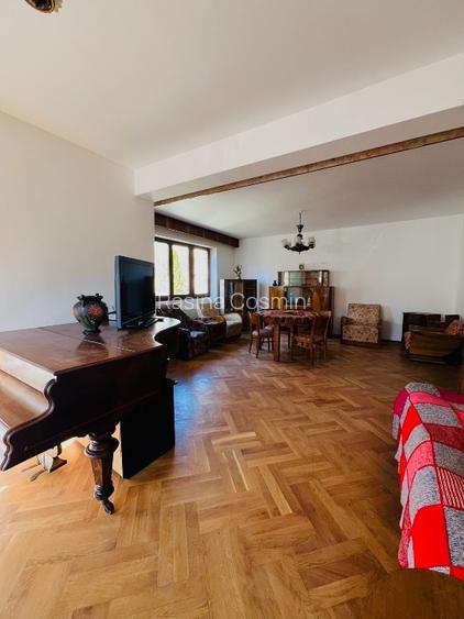 Vila generoasa in centrul istoric - 4