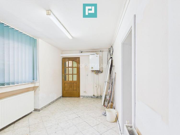 Casă cu 2 corpuri  și 5 camere în Livada - 4