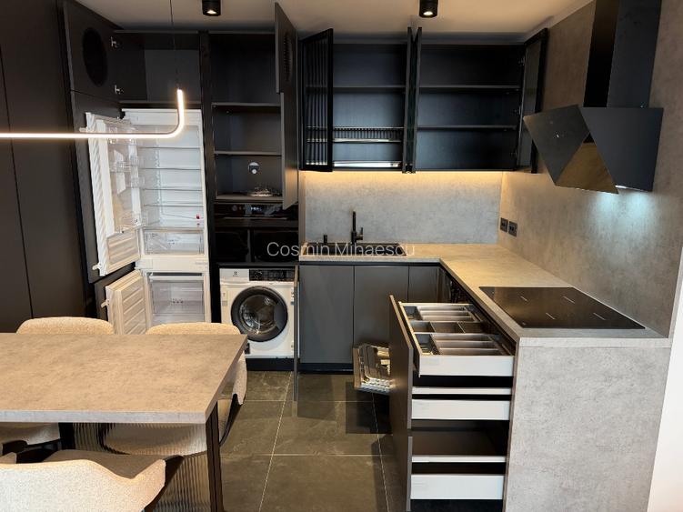 Direct proprietar - One Floreasca Towers apartament doua camere  + parcare - 13