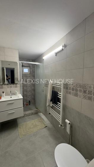 Casă P+M de vânzare – Zona Trocadero, zona centrala - 6