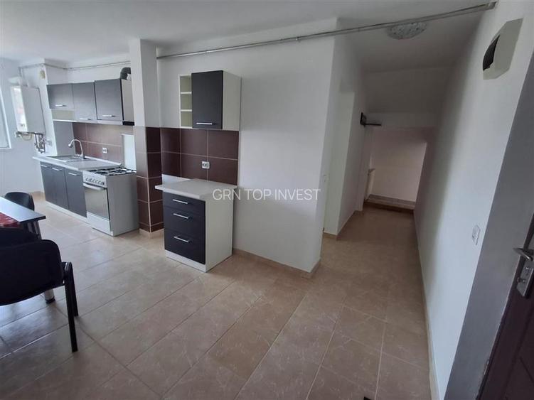Apartament 3 camere si terasa zona Tilisca - 9